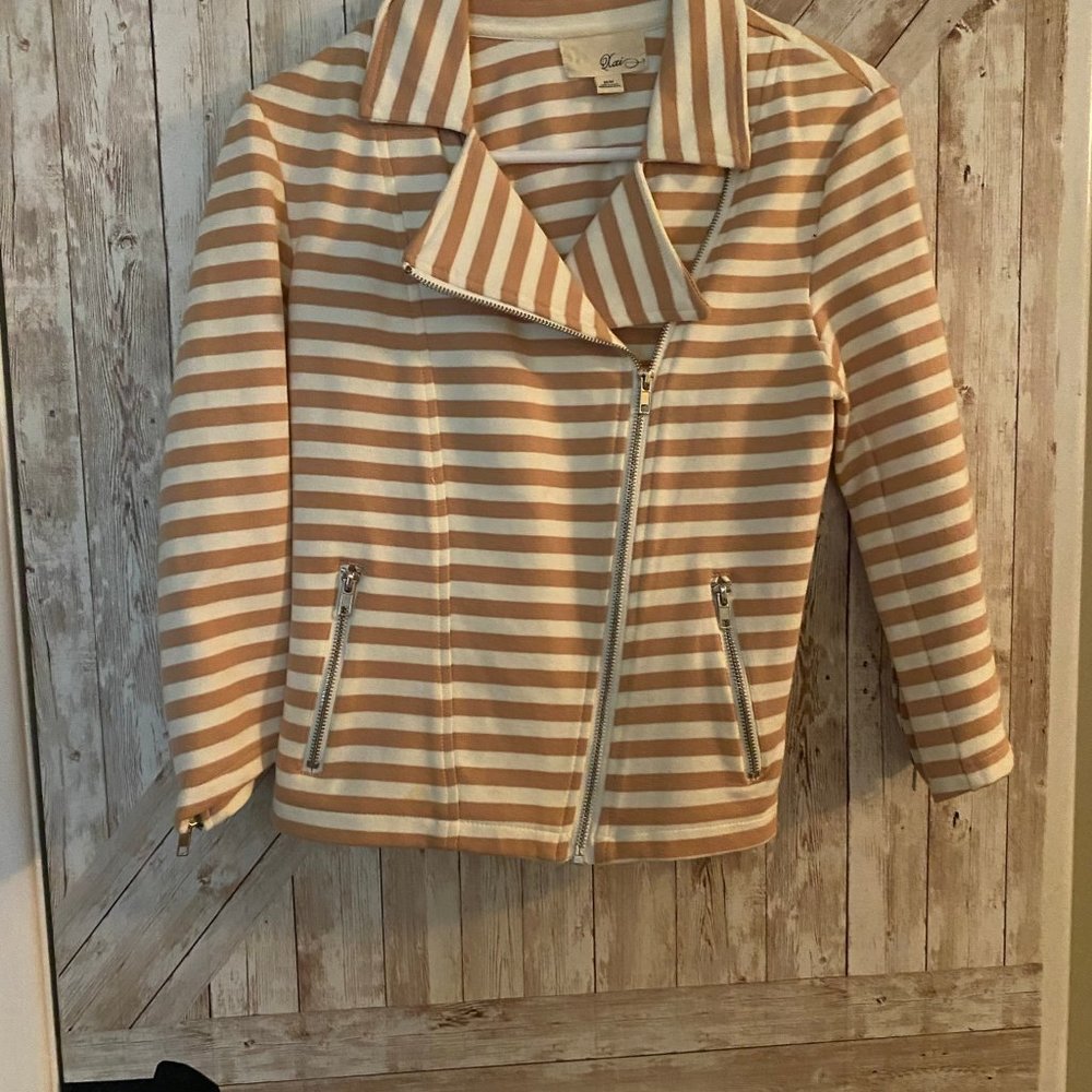Juniors Size Medium Brown and White striped jacket